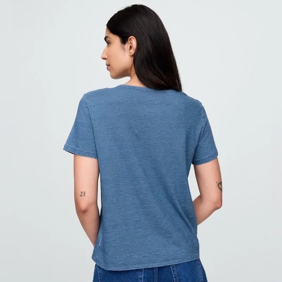 GAP Organic Cotton VintageSoft T-Shirt - Picture 2 of 6